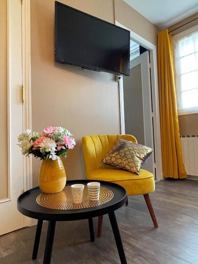 Domaine D'Aveluy Bed & Breakfast Luaran gambar
